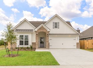 1921 Pinemont View Dr, Bryan, TX 77807