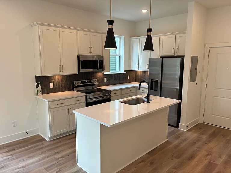 1776 S Watkins St #104 — Photo 8