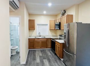 182 Berk Pl #2, Richmond, CA 94804