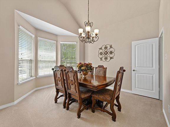 5th image of 1296 Crescent Cove Dr