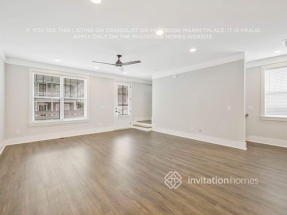 4th image of 647 Vernon Ave #108