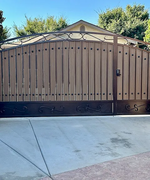 Privacy/Safety gate entrance to home