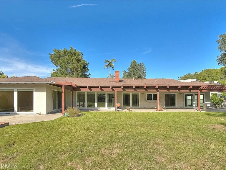 16612 Park Lane Cir — Photo 39