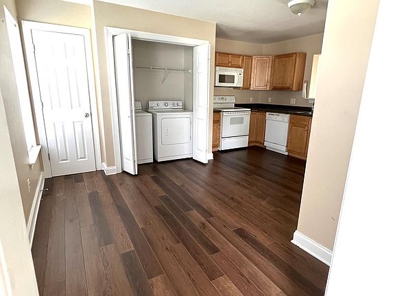 5th image of 4149 A Brook Creek Ln