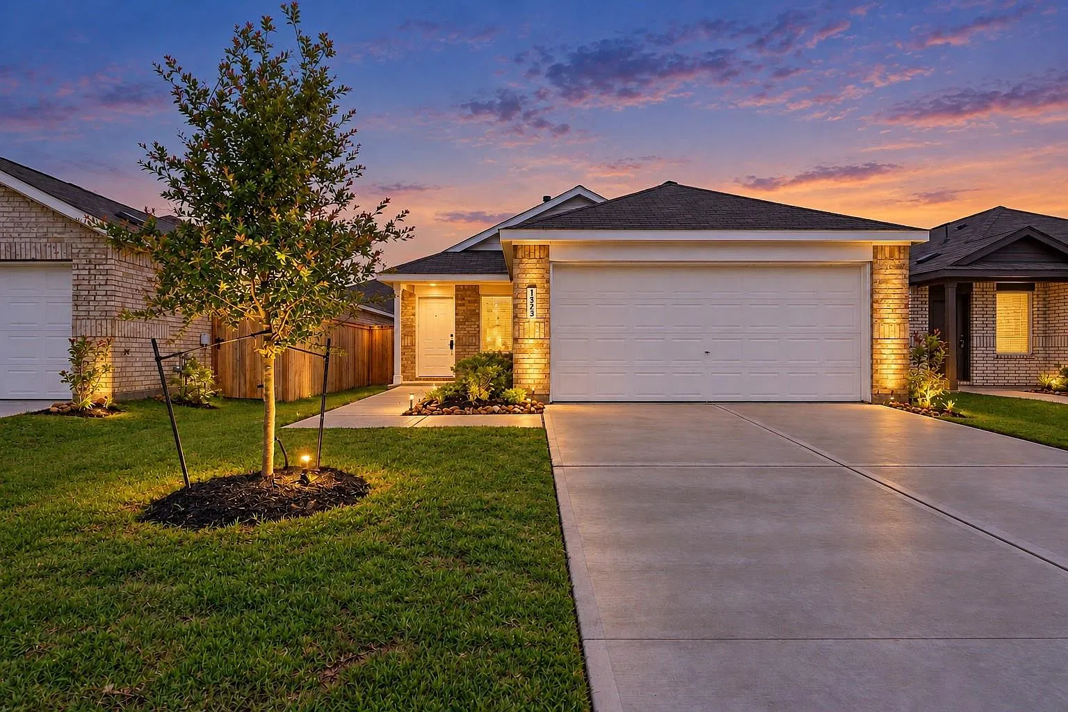 3 bed, 2.0 bath, 1461 sqft, $1,750 — Photo 1