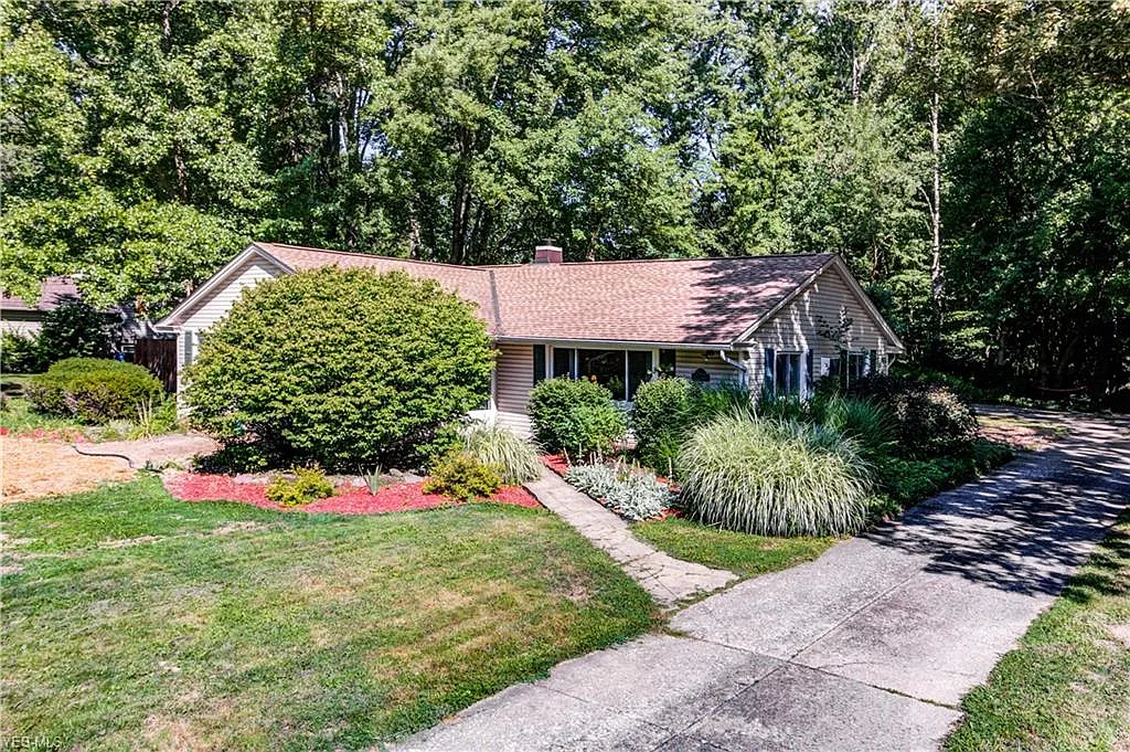 25854 Water St photo 1