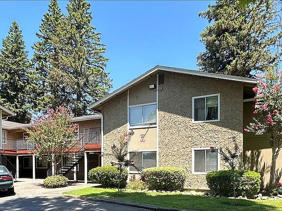 2nd image of 930 W Sacramento Ave #1004-116