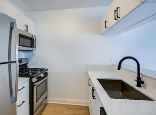 800 6th Ave APT 22C, New York, NY 10001