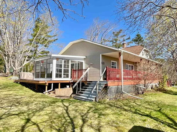 202 White Point Rd, Queens, NS B0T 1G0