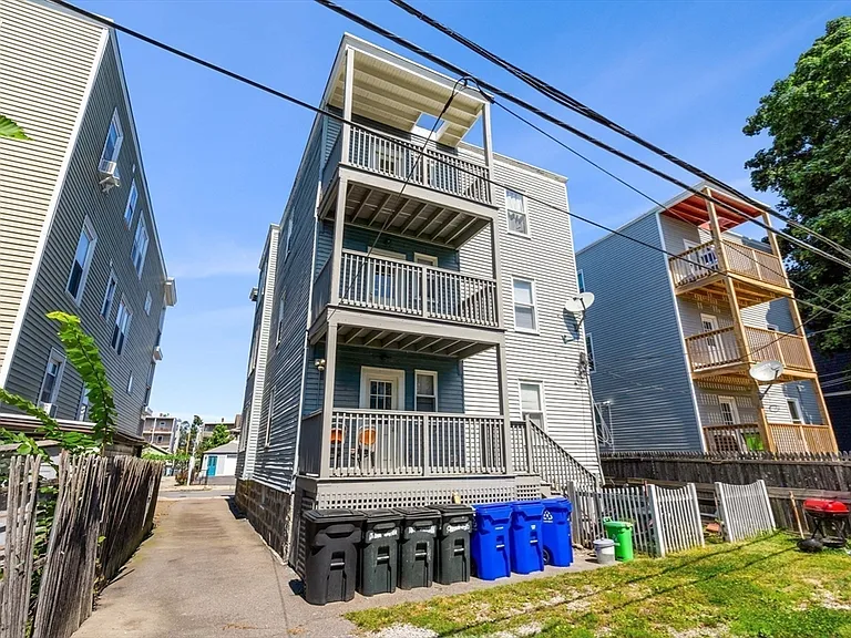 63 Whitten St #3 — Photo 27