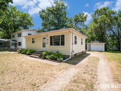 1428 Matilda St NE, Grand Rapids, MI, 49503