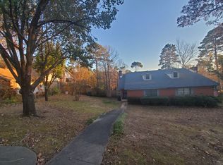 7 Woodlore Cir, Little Rock, AR 72211