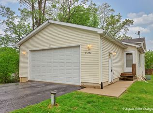 35850 N Benjamin Ave, Ingleside, IL 60041