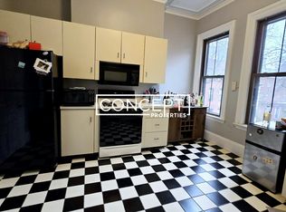 114 F St #2B, Boston, MA 02127