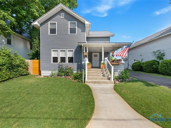 203 E Smith St, Hicksville, OH 43526