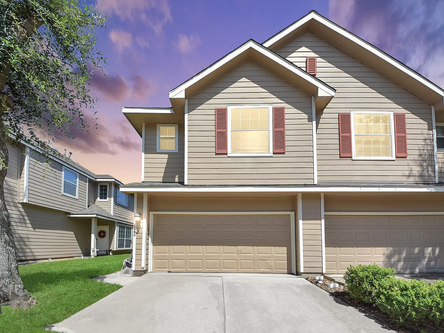 3 bed, 2.5 bath, 1713 sqft, $2,100 — Photo 1