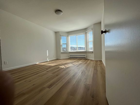 5th image of 1770 San Jose Ave APT 12