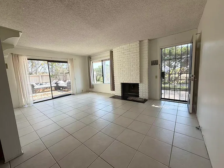 3877 Camino Lindo — Photo 11