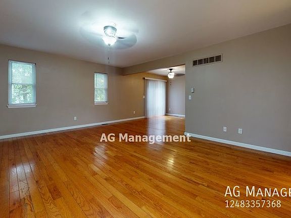 2nd image of 26 N Roselawn St