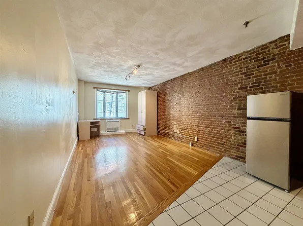 12 Mount Auburn St, Cambridge, MA