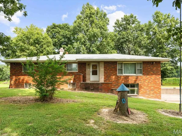 8345 State Route 143, Edwardsville, IL 62025