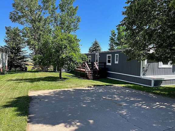 2nd image of 1138 Spearfish Mountain Ln