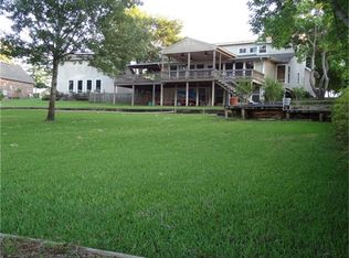 538 Sandy Ridge Dr, Livingston, TX 77351