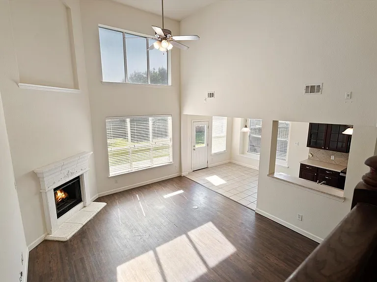 403 Connemara Trl — Photo 22