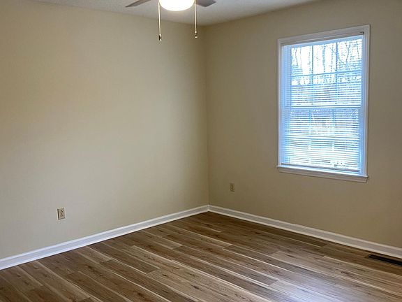 3rd image of 754 Woodbriar Trl Unit 7