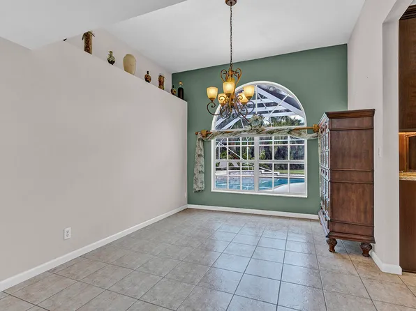 16229 68th Street N, Loxahatchee, FL 33470