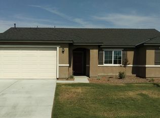1563 Hume Lake Ave, Corcoran, CA 93212
