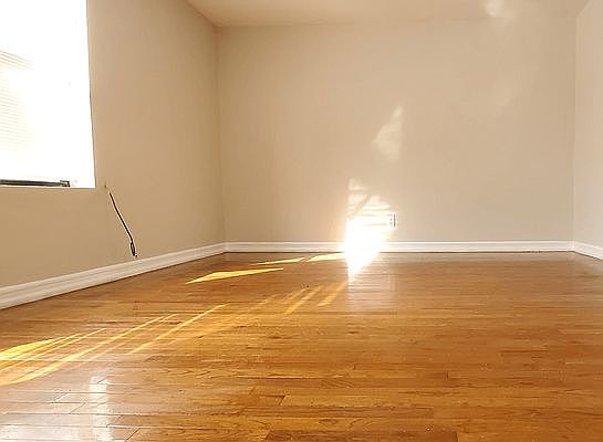 4th image of 604 W 162nd St APT 1b