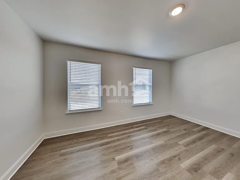 216 Latitia Ln — Photo 20