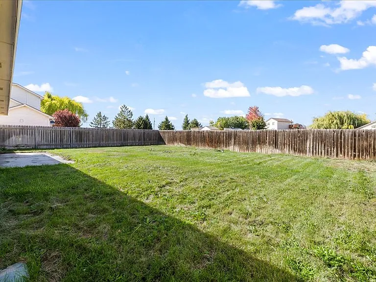 5610 Hawk Ave — Photo 16