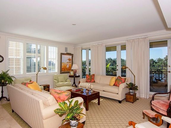4th image of 9025 Somerset Bay Ln APT 201