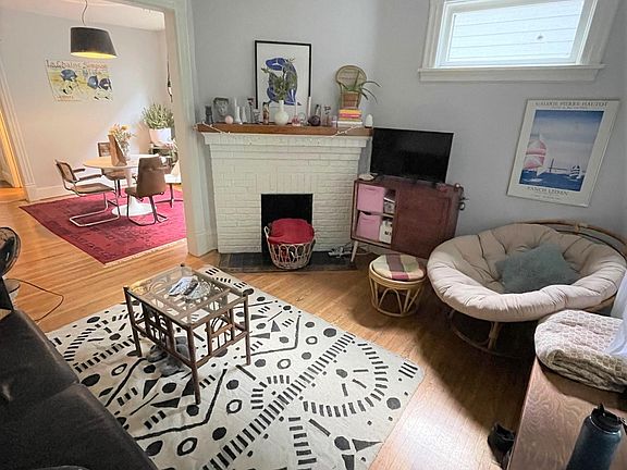 3rd image of 3113 Harriet Ave