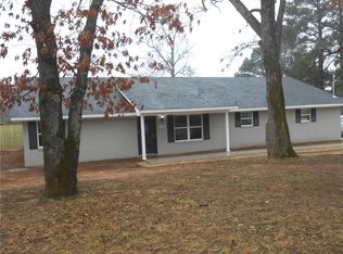 5230 Williams Dr, Paris, TX 75462