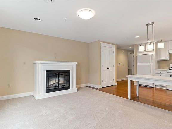 4th image of 725 Harbor Watch Dr Unit 103-3