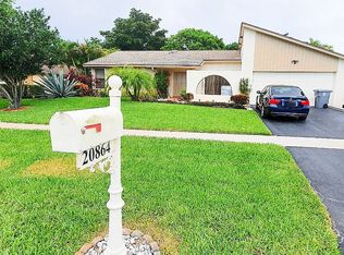 20864 Sugarloaf Ln, Boca Raton, FL 33428