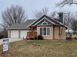 2302 Rhonda Rd, Excelsior Springs, MO 64024