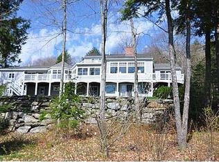 17 Inverness Rd, Falmouth, ME 04105