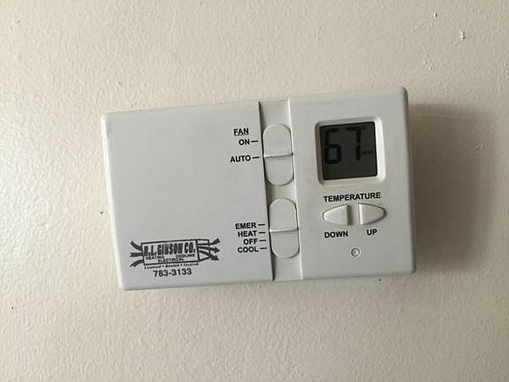 4th image of 1307 Mahan Ave