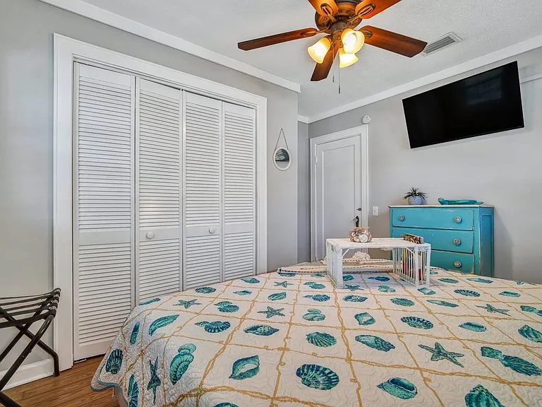 513 Demere Rd — Photo 16