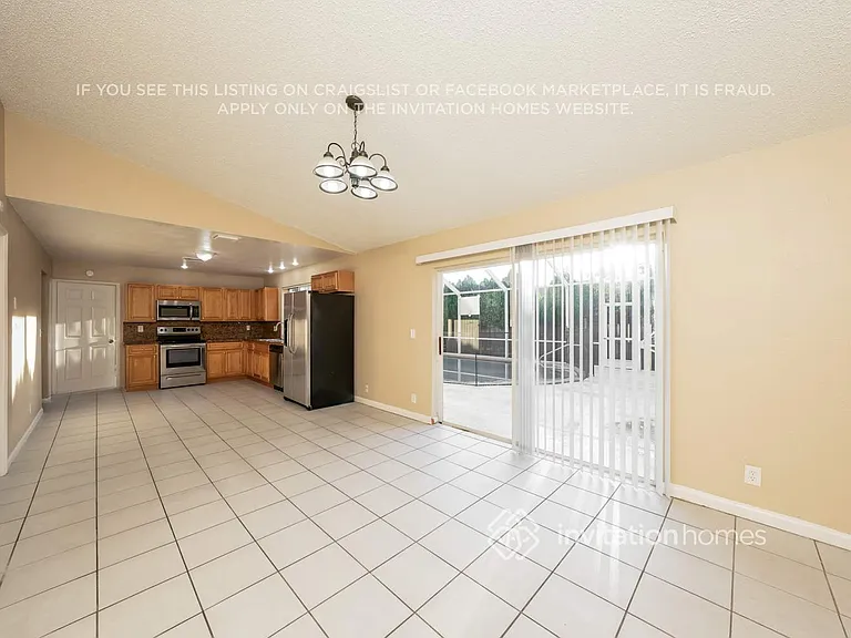 9897 Moss Pond Dr — Photo 7
