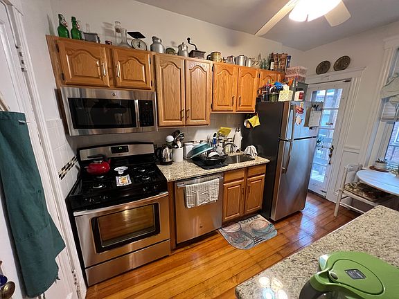 2nd image of 80 Sutherland Rd