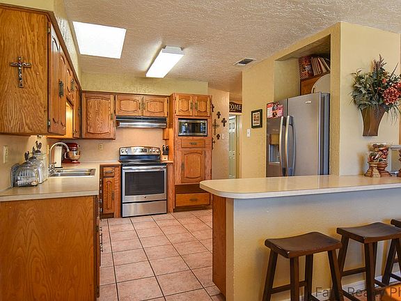 5th image of 4112 Stearns Ave