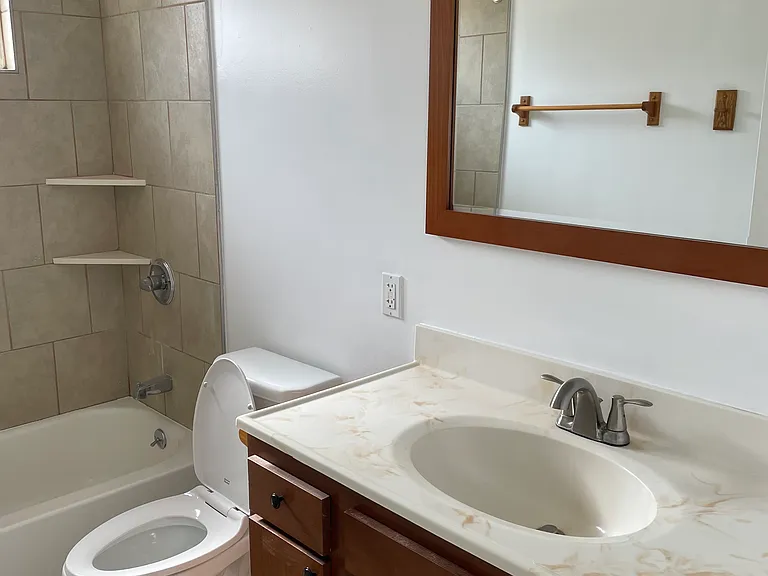 1529 Mohawk St — Photo 14