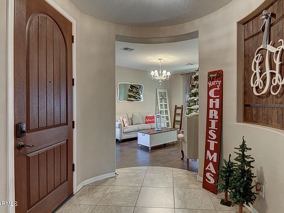 3rd image of 1674 E Mia Ln