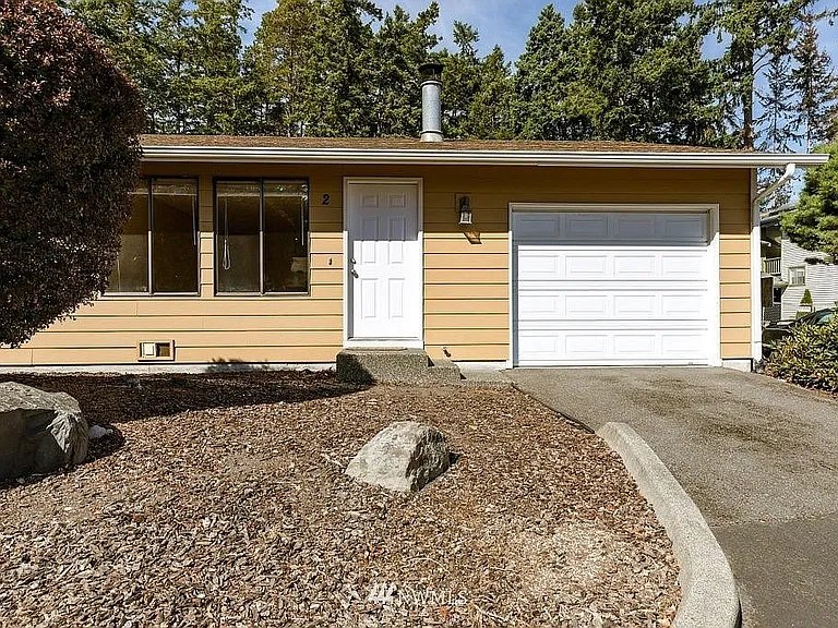 685 NW Atalanta Way #2 — Photo 19