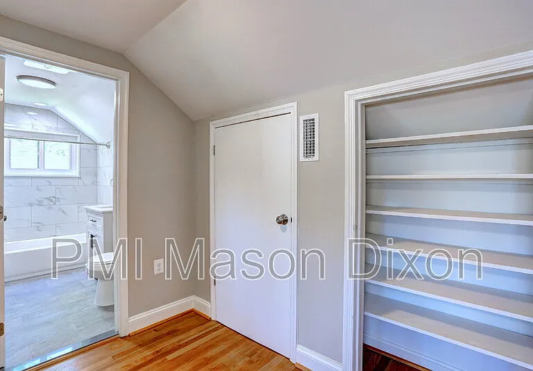 330 Compton Ave — Photo 27